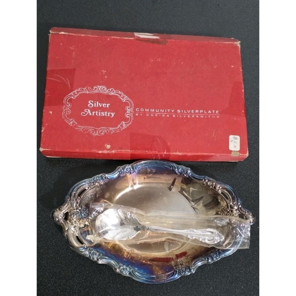NOS‎ Silver Artistry Community Silverplate Oneida Smiths Serving Dish W/ Spoon